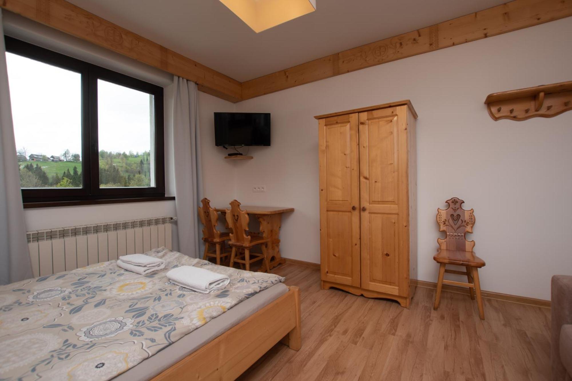 Pod Hawraniem Hotel Jurgów Exterior foto